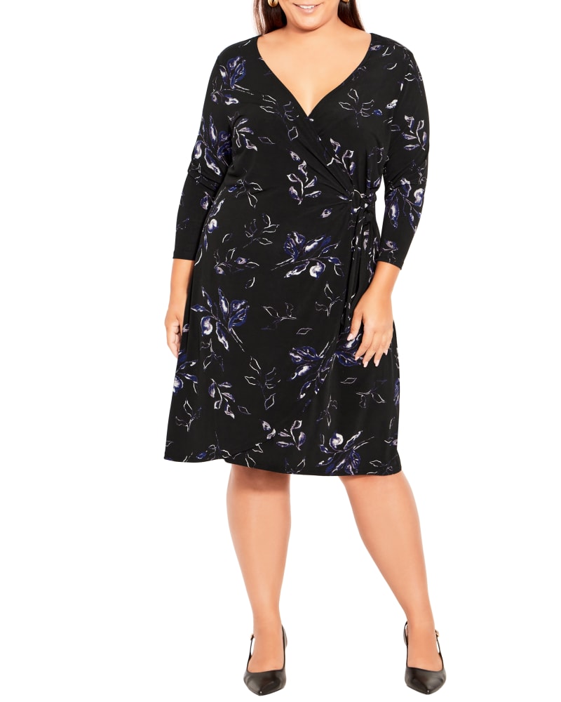 Front of a model wearing a size 20 DRESS DARNA WRAP in Black Midnight Floral by Ave Studio. | dia_product_style_image_id:302782